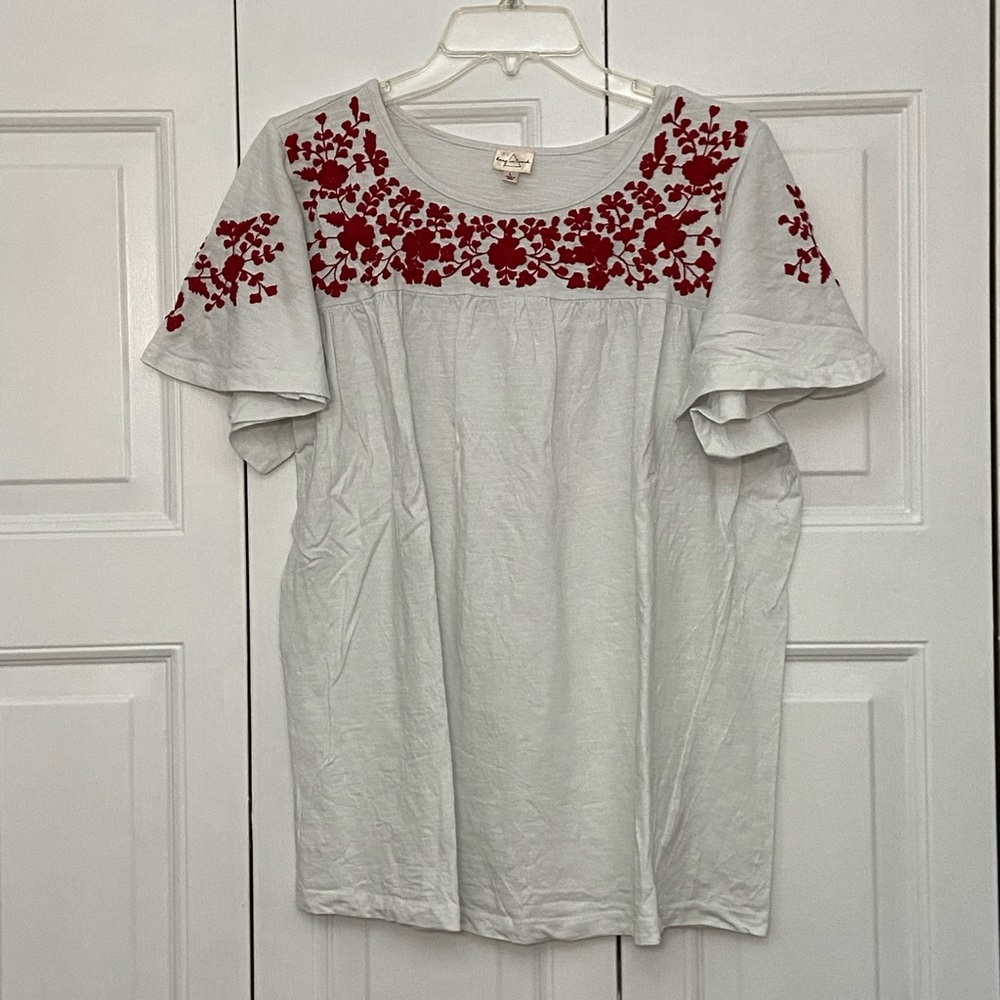 Keep In Touch, Embroidered Flutter sleeve Blouse, Size Large